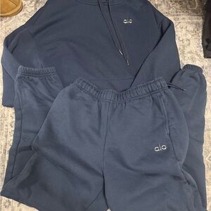 ALO Yoga navy blue set, hoodie and joggers